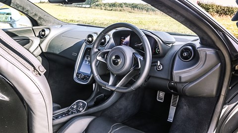 Inside the cabin: McLaren 540C
