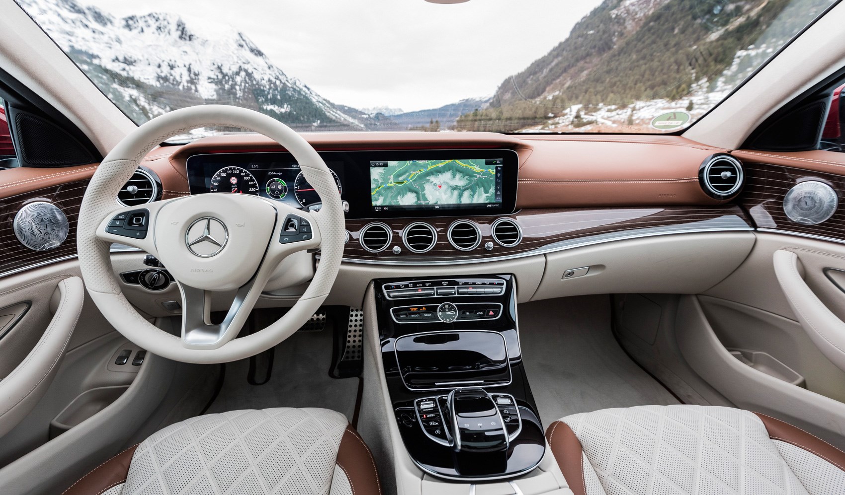 Mercedes E-class All-Terrain interior