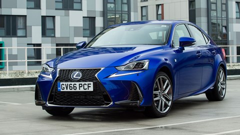 Lexus IS300h (2017) review