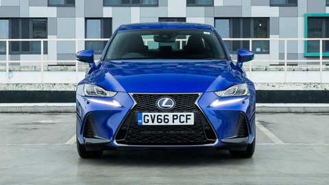 Lexus IS300h (2017) review