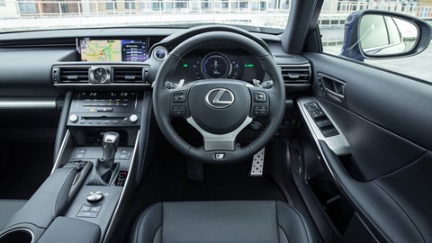 Lexus IS300h (2017) review