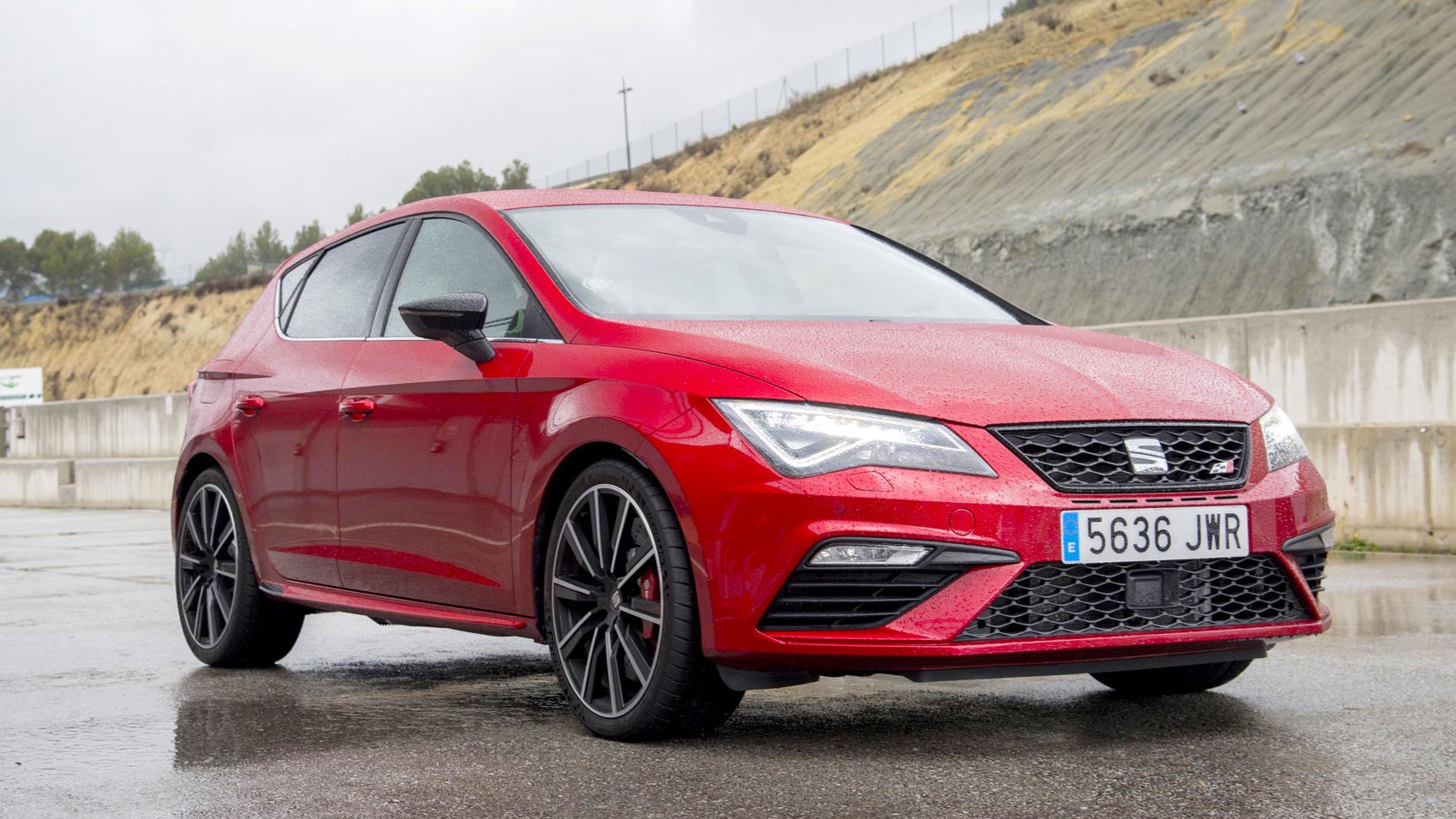 The new Seat Leon Cupra 300: a Golf R on the not-so-cheap?