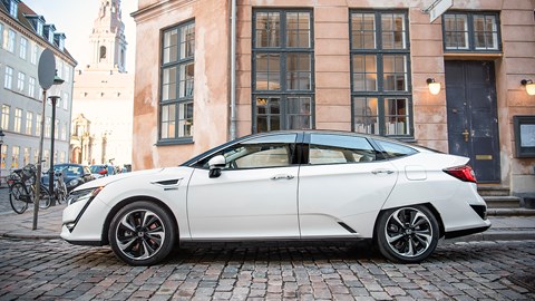 Honda Clarity Fuel Cell (2017) review