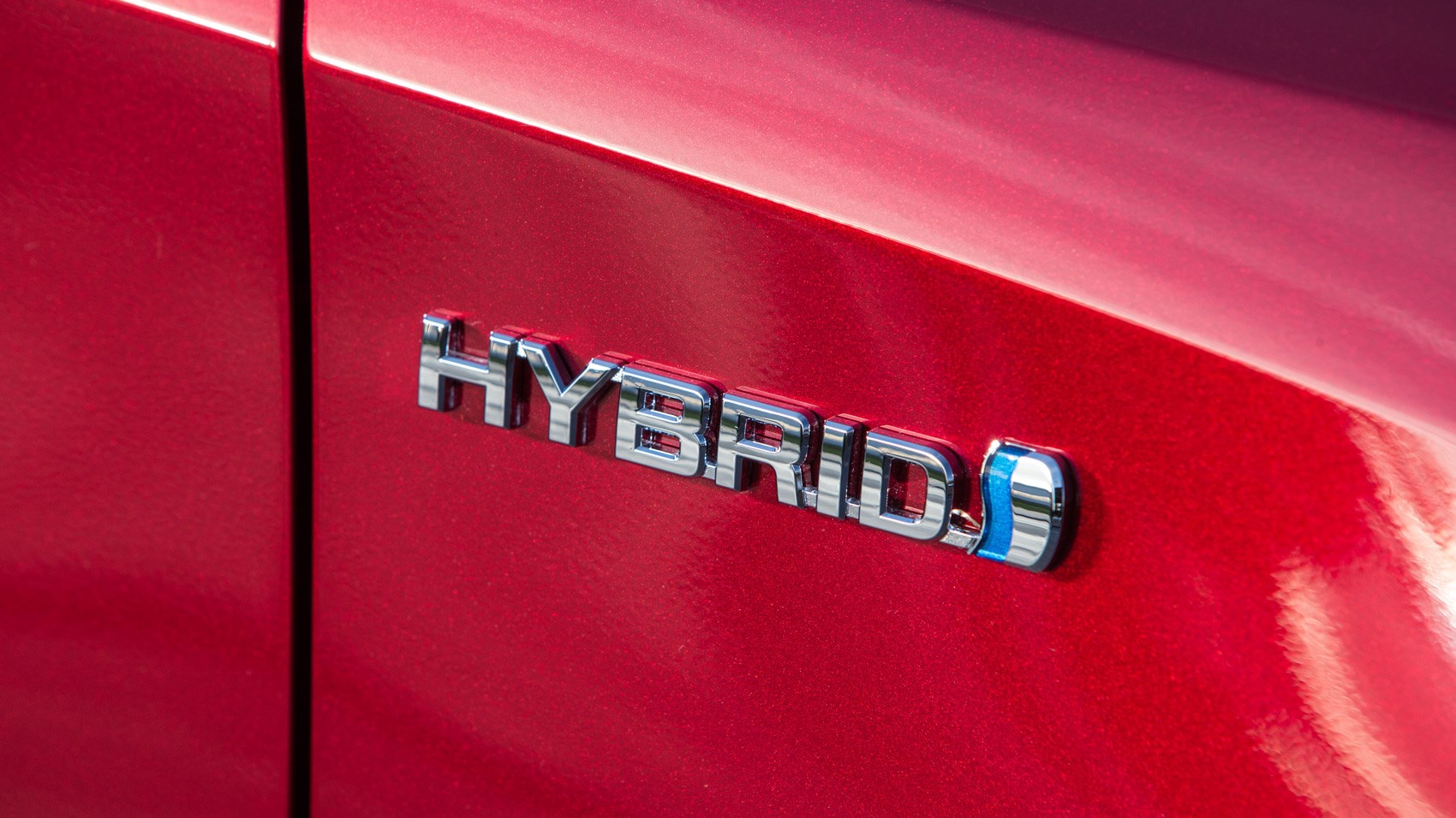 Toyota Auris hybrid badge