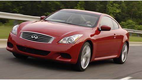 Infiniti G37 Coupe front three-quarter
