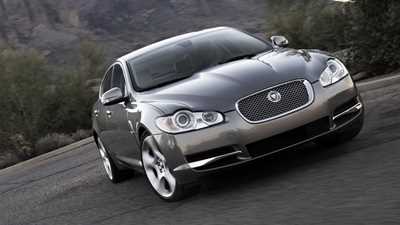 Jaguar XF SV8 (2007) review