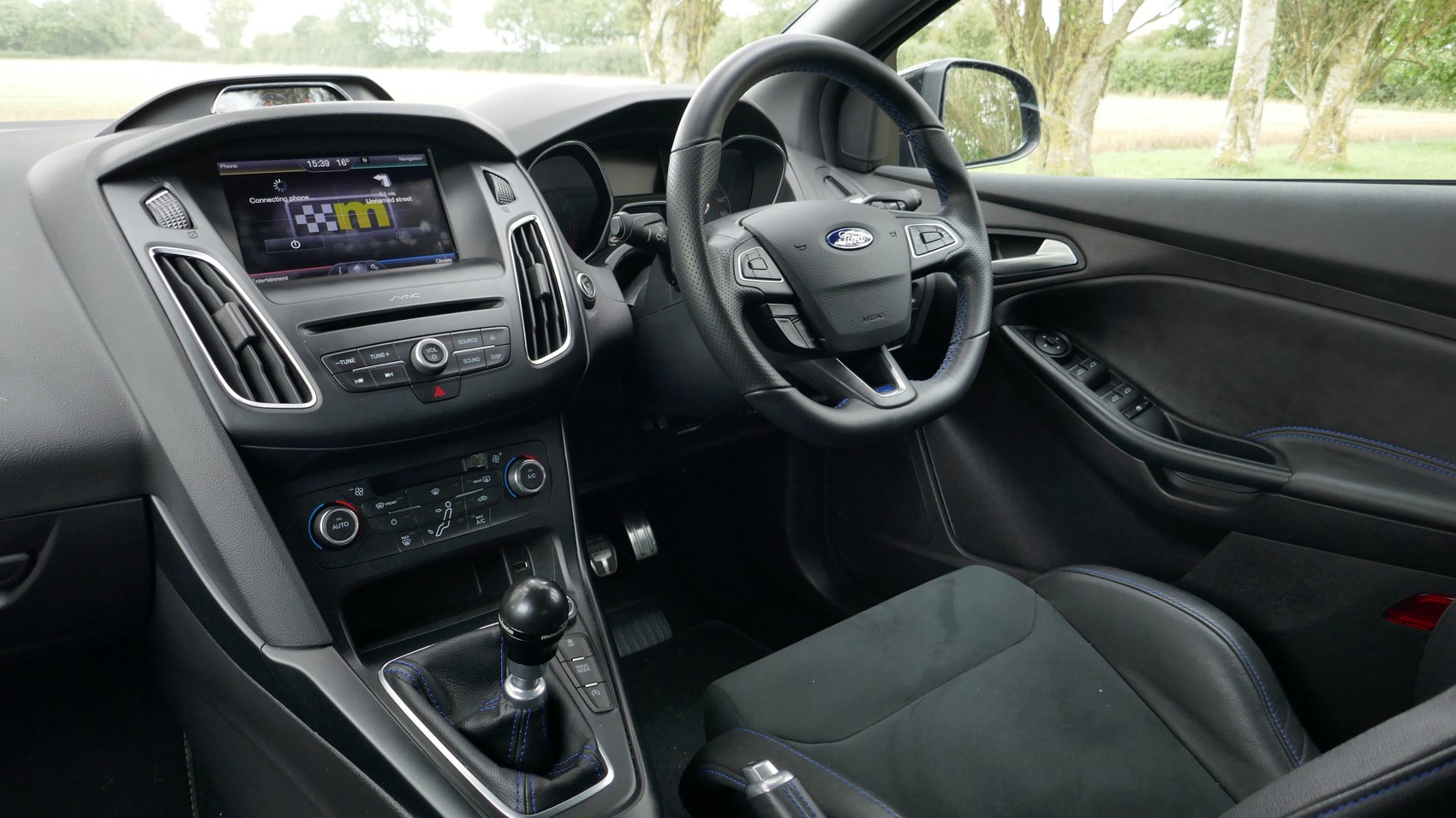 Ford Focus RS M400 Mountune interior