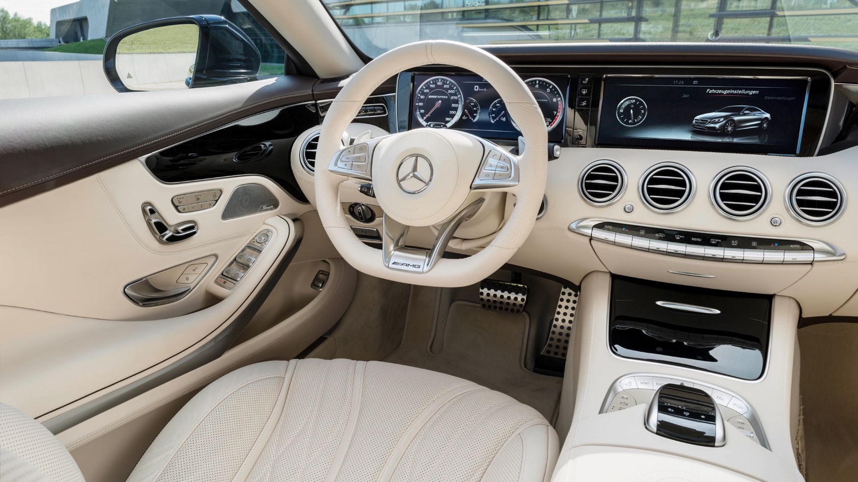 Mercedes-AMG S65 Coupe interior