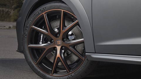 Seat Leon Cupra R review: needs more spice