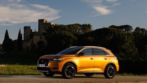 DS7 Crossback PureTech 225 uses a four-cylinder petrol engine