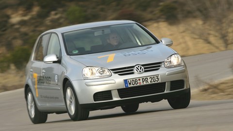  Volkswagen Golf.  Revisión de TSI 7v DSG ( )