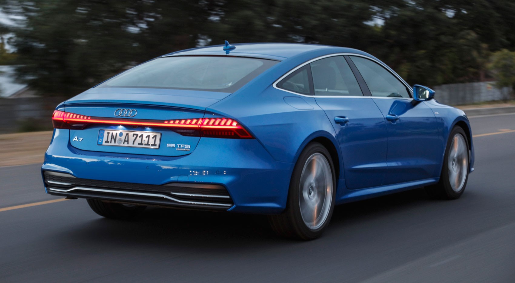 Audi A7 rear tracking