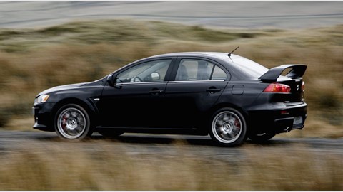 Mitsubishi Lancer Evo X side