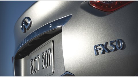 Infiniti FX50S driven: badge photo