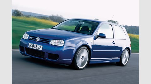 VW Golf Mk4 R32 review - front, driving, blue