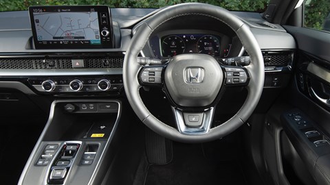 Honda CR-V dashboard close