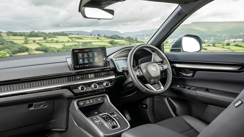 Honda CR-V e:PHEV - interior