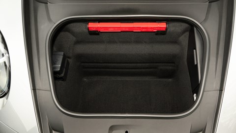 992.2 Porsche 911 Carrera 2 boot