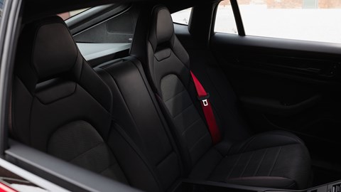Porsche Panamera GTS: rear seats, black upholstery