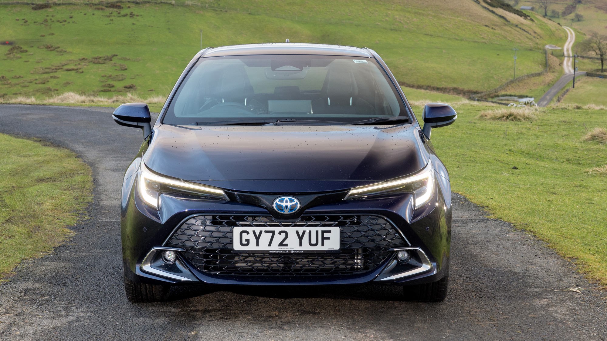 Toyota Corolla (2023 facelift) review: self-charge of the light