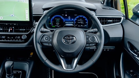 Toyota Corolla review - steering wheel and digital dials