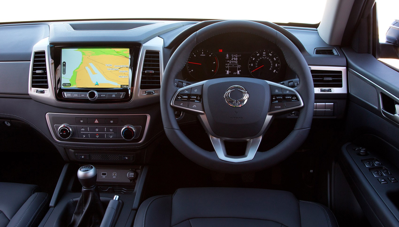 SsangYong Musso interior