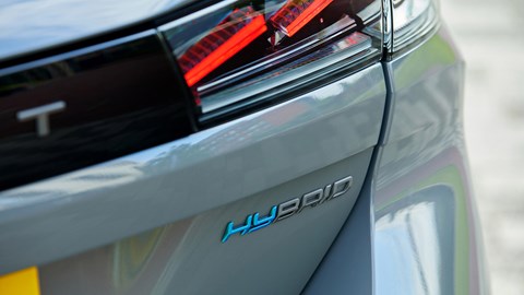 Peugeot 508 SW review - rear hybrid badge