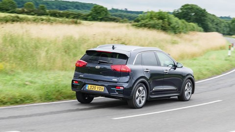 2020 Kia e-Niro cornering