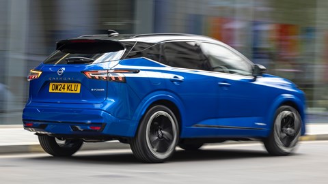 Nissan Qashqai (2025) rear driving