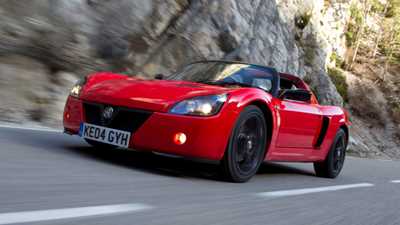 Driving the classics: Vauxhall VXR220 (2005) review