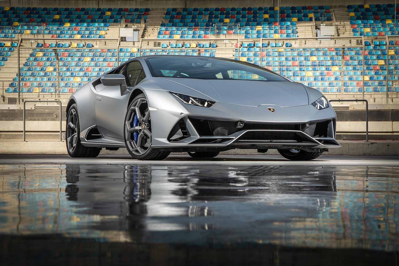 The new 2019 Lamborghini Huracan Evo review by CAR magazine 