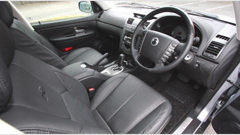 Ssangyong Kyron 2.0 S 2WD CAR review: interior photo