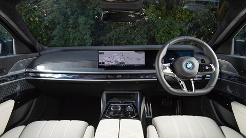 BMW 7 Series dash