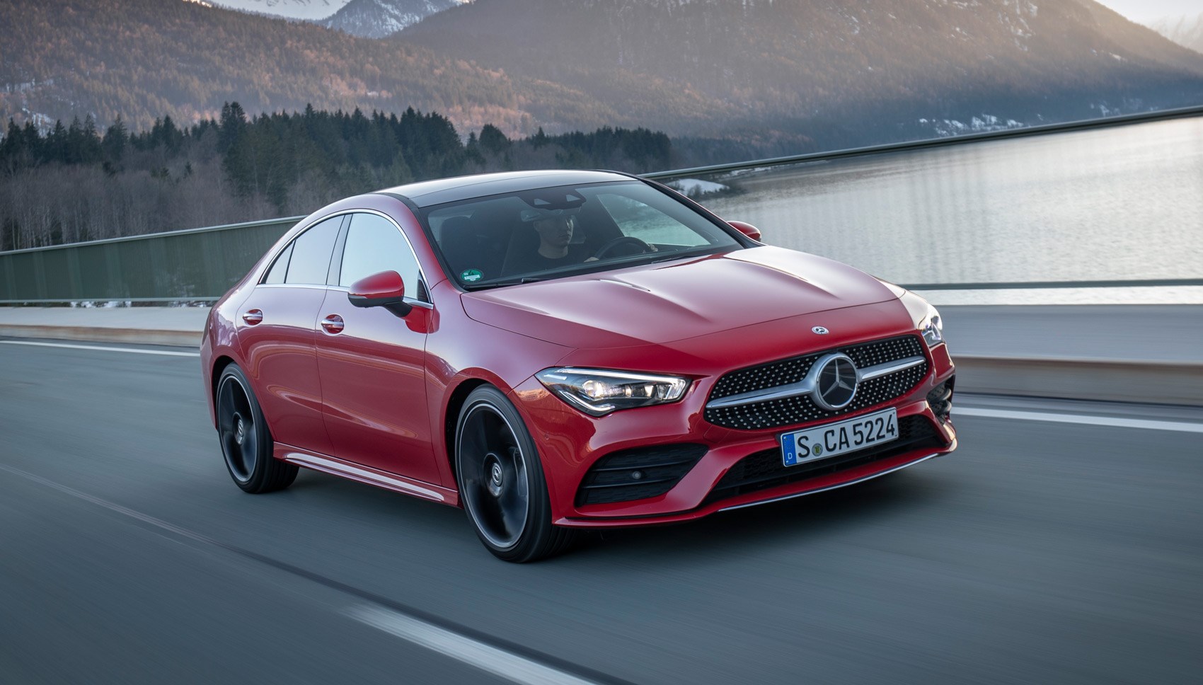 Official Mercedes-Benz CLA 2019 safety rating