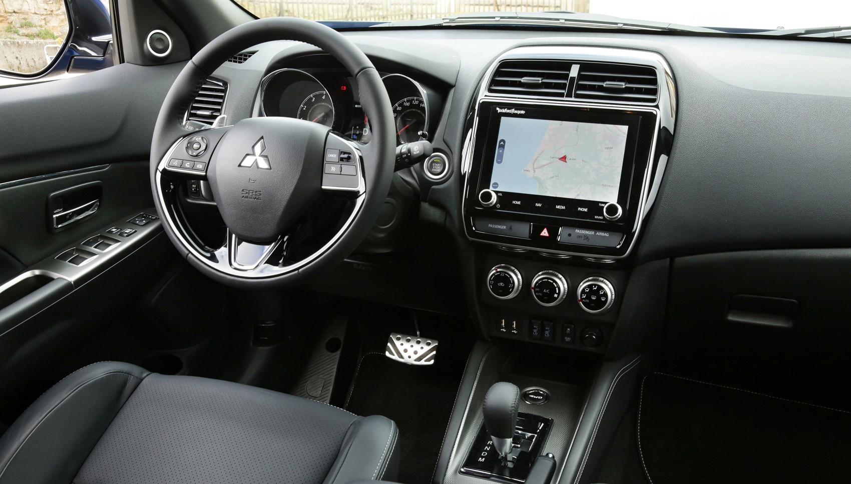 Mitsubishi ASX interior