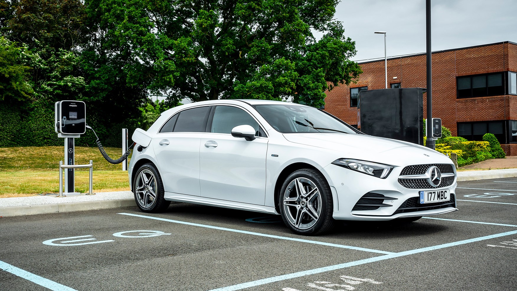 Mercedes A250e  Still getting 79km electric range after 2,5 years