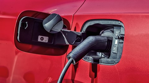 Bentley Bentayga Hybrid (2021) review: familiarity breeds intent