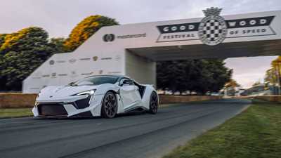 W Motors Fenyr SuperSport