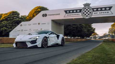 W Motors Fenyr SuperSport