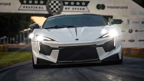 W Motors Fenyr SuperSport