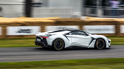 W Motors Fenyr SuperSport