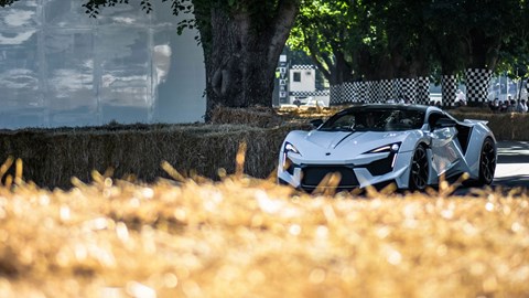 W Motors Fenyr SuperSport