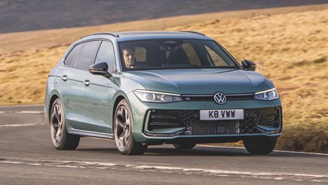 Volkswagen Passat Estate front cornering