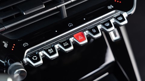 Peugeot E-208 review - central toggles switches