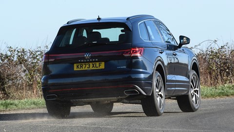 Volkswagen Touareg rear cornering