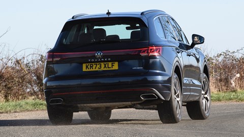 Volkswagen Touareg rear cornering