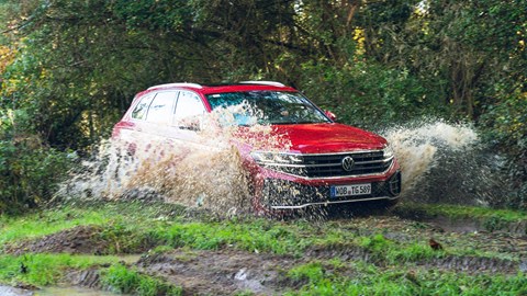 Volkswagen Touareg watersplash