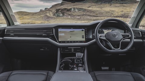 Volkswagen Touareg dash