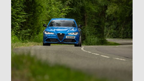 Alfa Romeo Giulia Quadrifoglio front