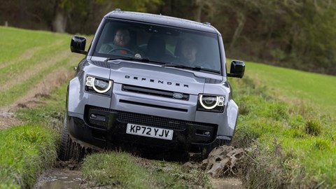 Land Rover Defender 130 - off-road